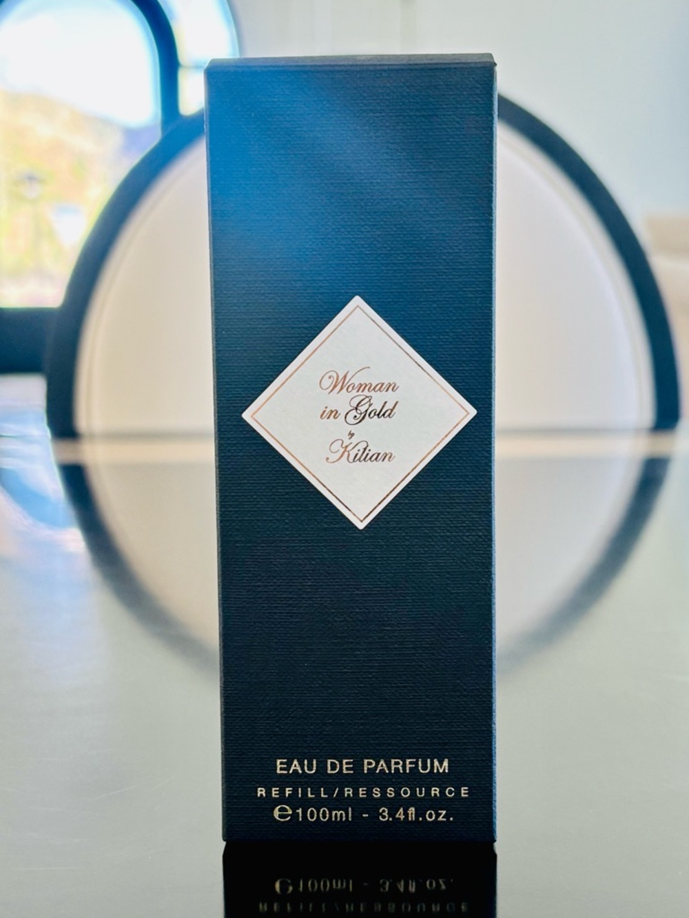 Used, half full Kilian Woman in Gold EDP Refill - Picture 3 of 12